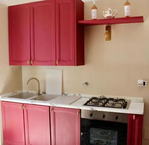 Luiza Vatican House 4*