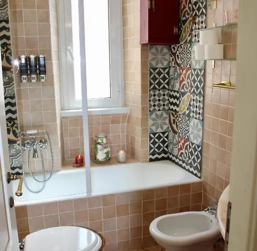 Luiza Vatican House Bed and breakfast 4*