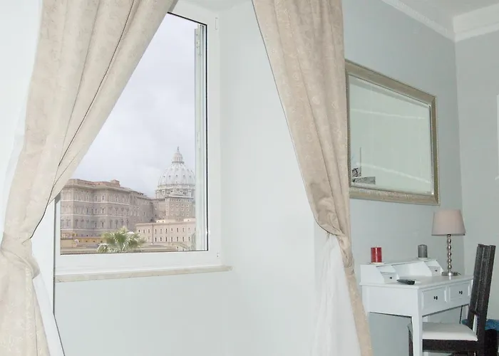 Luiza Vatican House Roma