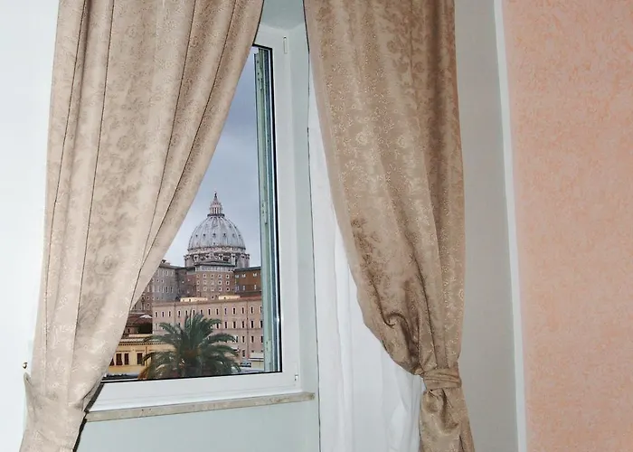 Luiza Vatican House 4* Roma